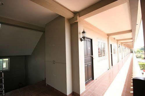 Ploen Pattaya Residence Exterior foto